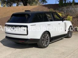 2023 Land Rover Range Rover SE full