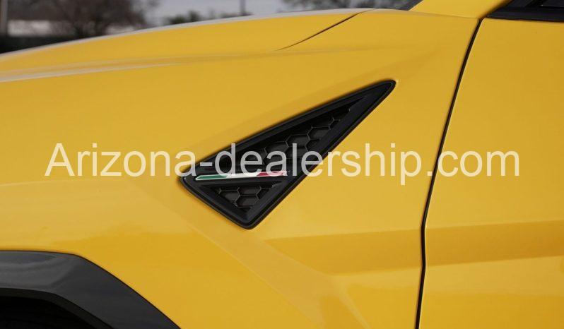 2022 Lamborghini Urus full