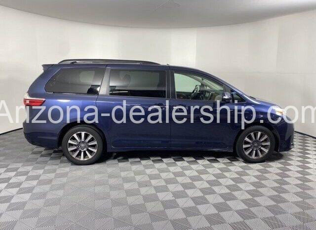 2019 Toyota Sienna Limited Premium full