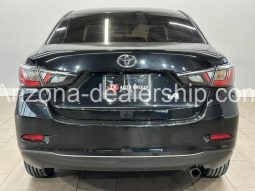 2017 Toyota Yaris iA Sedan 4D full