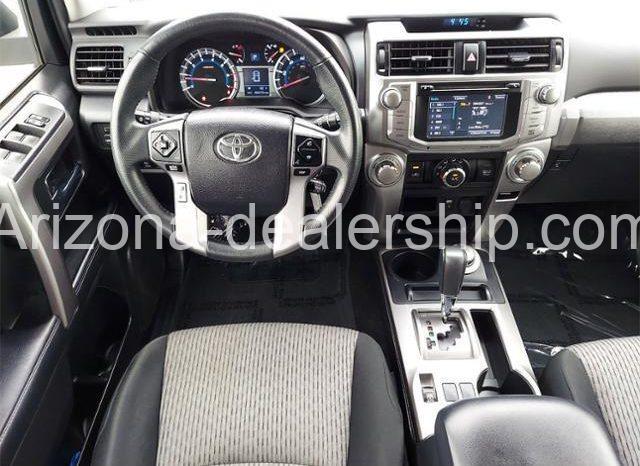 2018 Toyota 4Runner SR5 4WD full