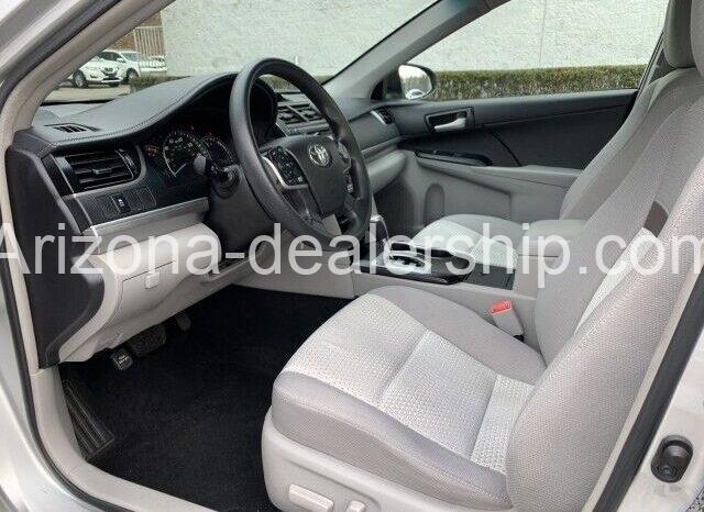 2014 Toyota Camry SE full