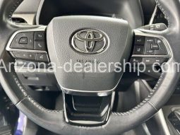 2021 Toyota Highlander LE full