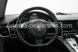 2016 Porsche Panamera full