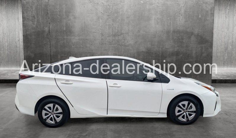 2018 Toyota Prius Three full