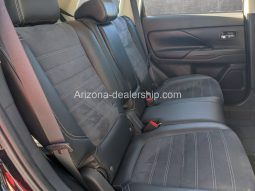 2019 Mitsubishi Outlander SE full