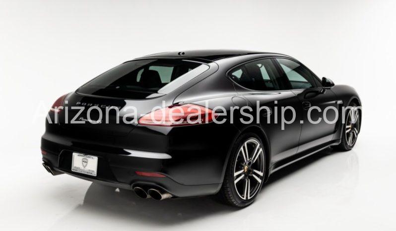 2016 Porsche Panamera full