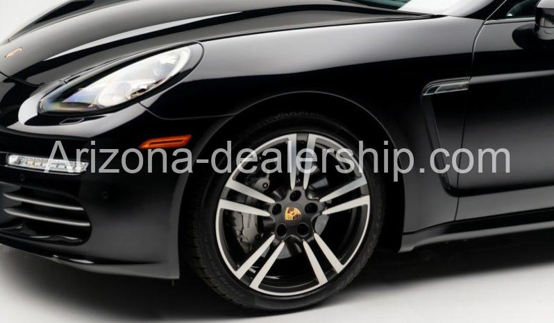 2016 Porsche Panamera full