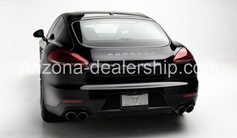 2016 Porsche Panamera full