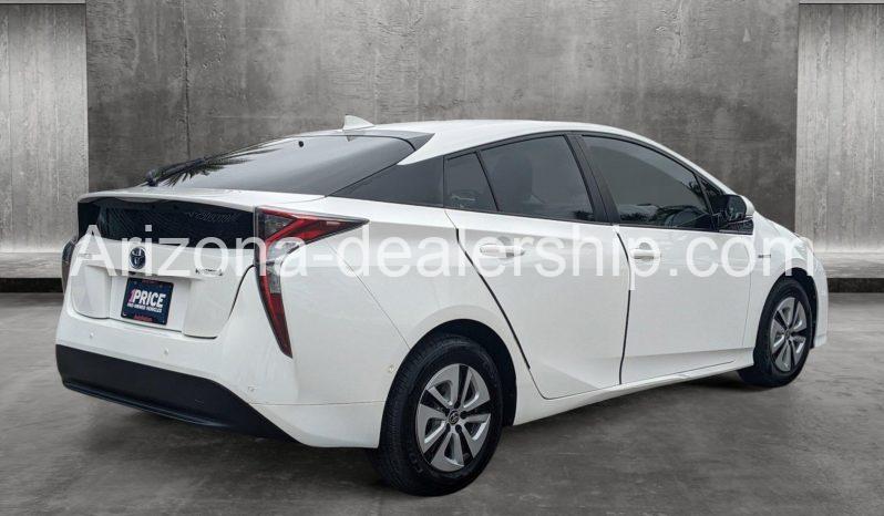 2018 Toyota Prius Three full