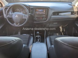 2019 Mitsubishi Outlander SE full