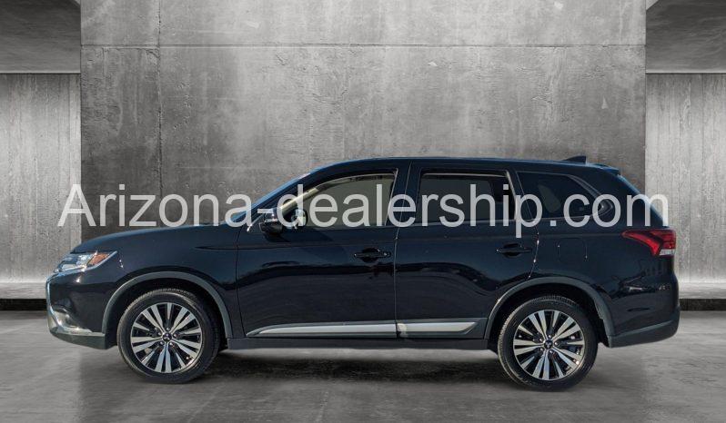 2019 Mitsubishi Outlander SE full