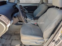 2011 Toyota Prius II full