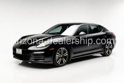 2016 Porsche Panamera full