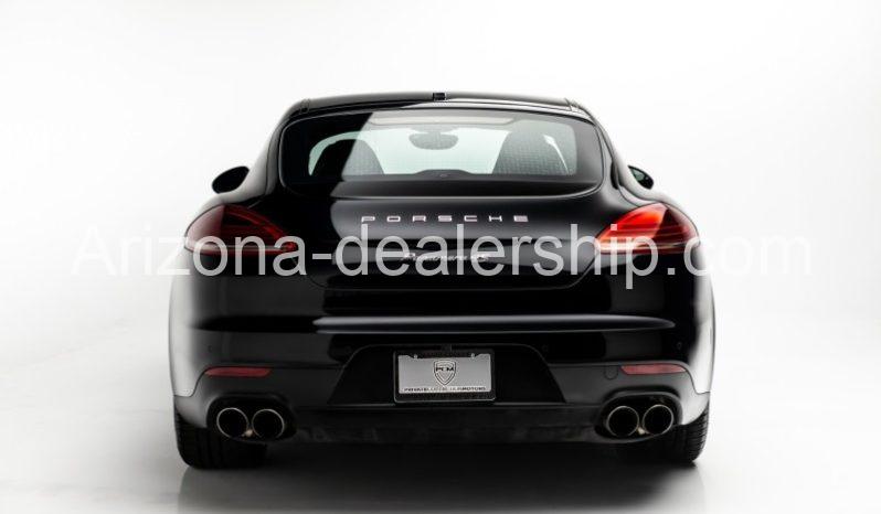 2016 Porsche Panamera full