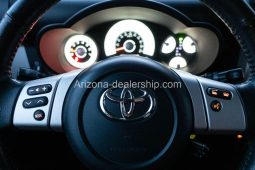 2011 Toyota FJ Cruiser full