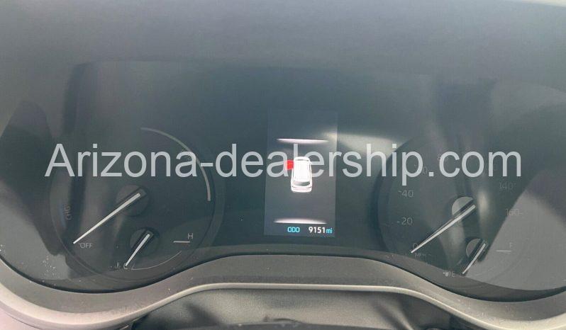 2022 Toyota Sienna XLE full