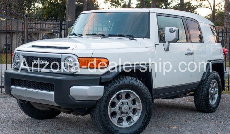 2011 Toyota FJ Cruiser full