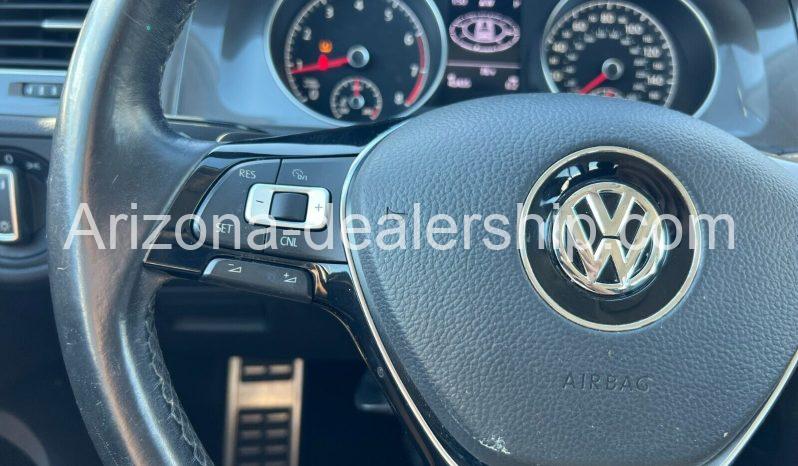 2017 Volkswagen Golf full