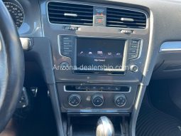 2017 Volkswagen Golf full