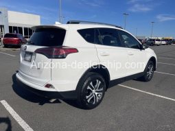 2018 Toyota RAV4 LE full