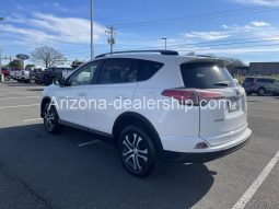 2018 Toyota RAV4 LE full