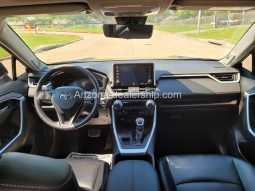 2020 Toyota RAV4 LIMITED full