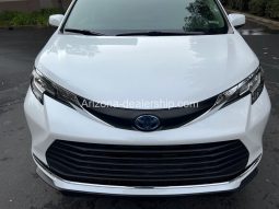 2022 Toyota Sienna XLE full