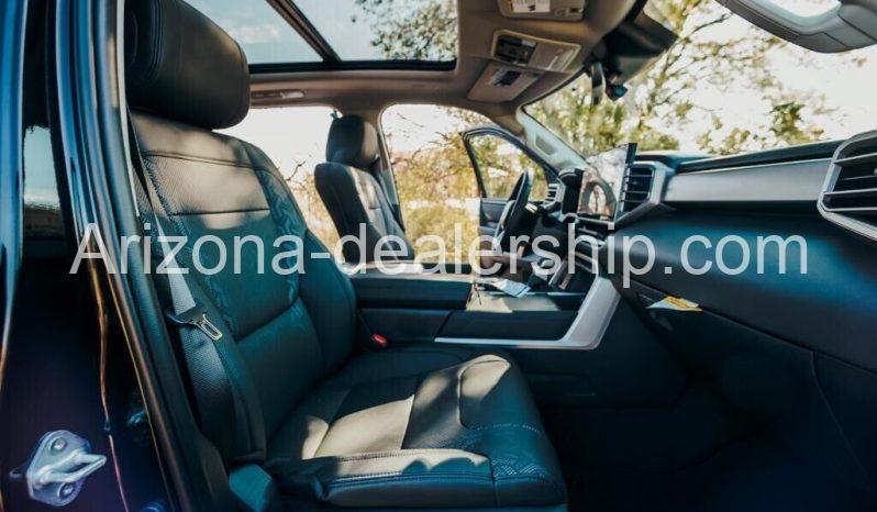 2023 Toyota Sequoia SR5 full