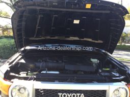 2012 Toyota FJ Cruiser full