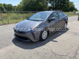 2020 Toyota Prius LE full