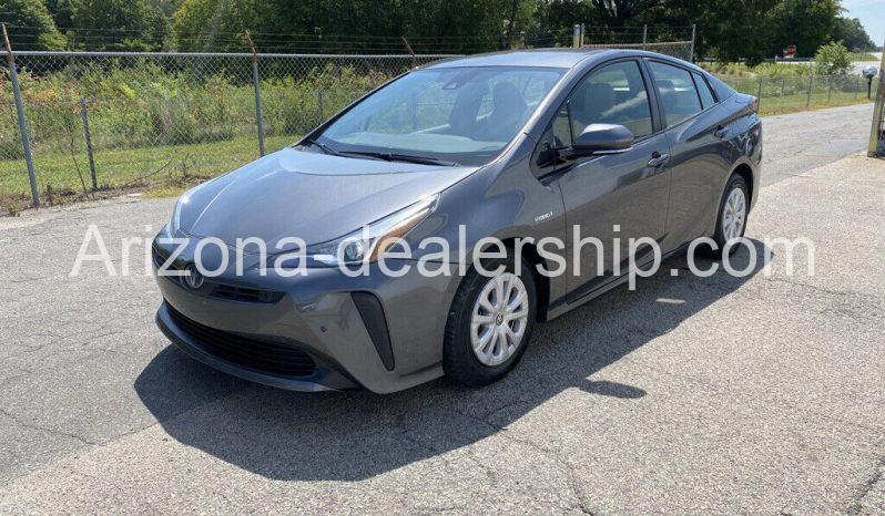 2020 Toyota Prius LE full