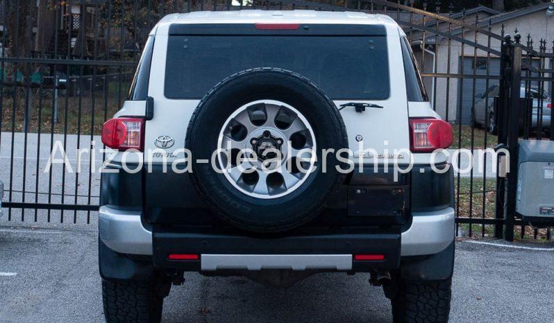 2011 Toyota FJ Cruiser full