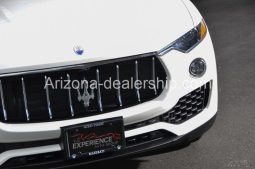 2018 Maserati Levante AWD full