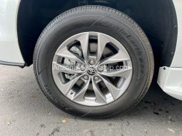 2022 Toyota Sienna XLE full