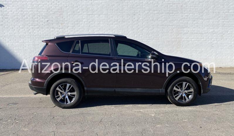 2018 Toyota RAV4 XLE full