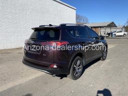 2018 Toyota RAV4 XLE full