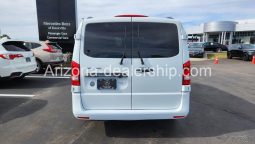 2021 Mercedes-Benz Metris Passenger full