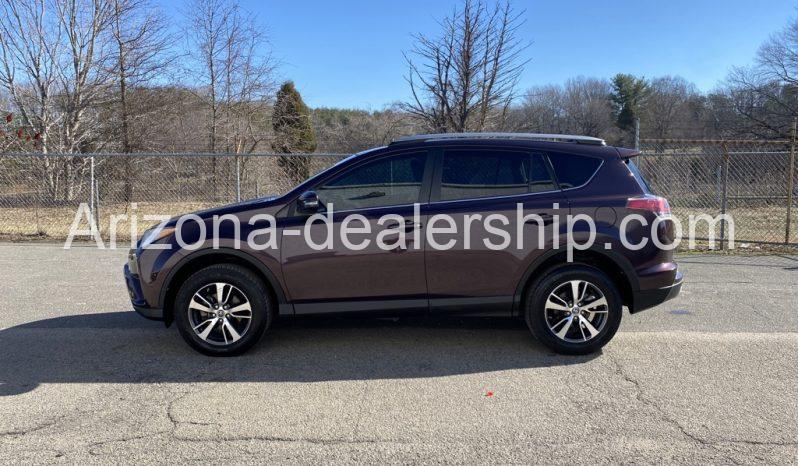 2018 Toyota RAV4 XLE full