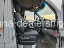 2013 Mercedes-Benz Sprinter BUCKET VAN TRUCK full