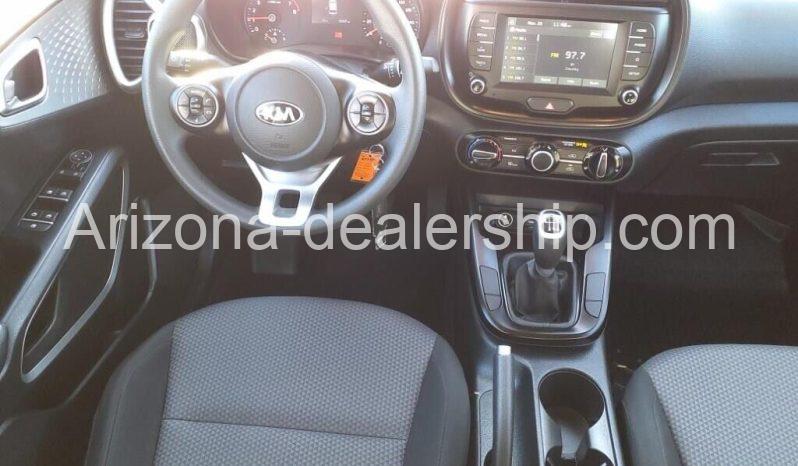 2021 KIA Soul LX (M6) full