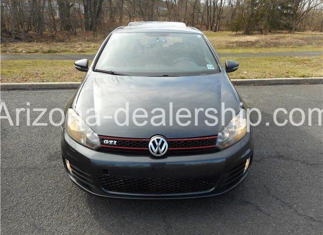 2010 Volkswagen Golf full