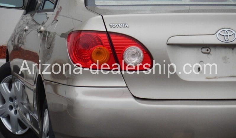 2004 Toyota Corolla LE 4dr Sedan full