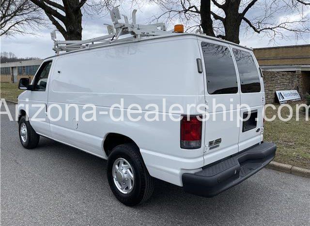 2010 Ford Econoline Cargo Van E250 full