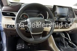 2022 Toyota Highlander XLE full