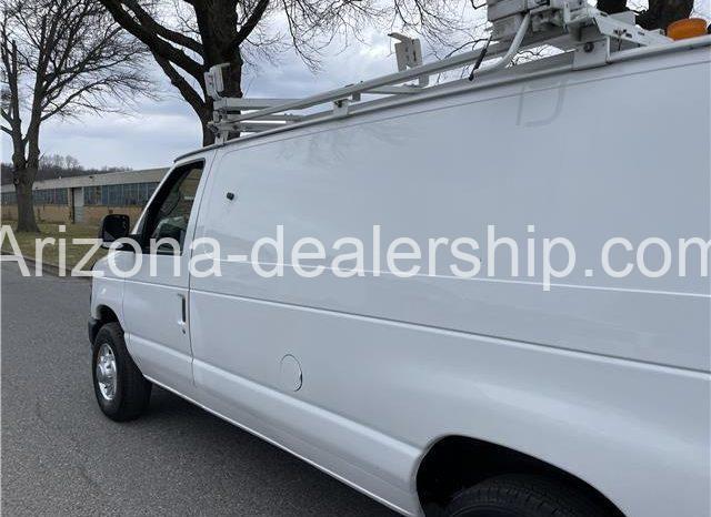 2010 Ford Econoline Cargo Van E250 full