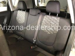 2011 Kia Soul + 4dr Crossover full