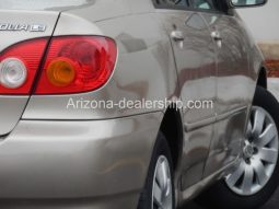 2004 Toyota Corolla LE 4dr Sedan full