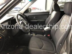 2011 Kia Soul + 4dr Crossover full