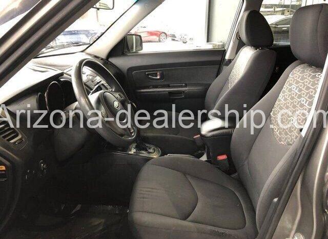 2011 Kia Soul + 4dr Crossover full